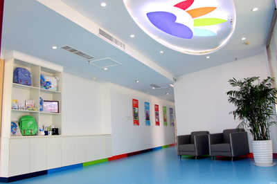 青島花開遠方教育咨詢 專業引領，助力成長